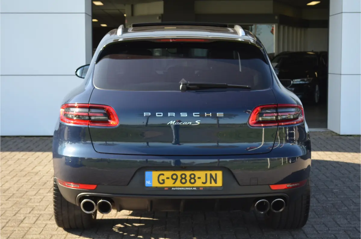 3.0 S Panoramdak | Stoelventilatie | Luchtvering | Stoelverwarm v+a | Standverwarming | 14/18-weg stoelverst Bose | Recent onderhoud Porsche gehad |