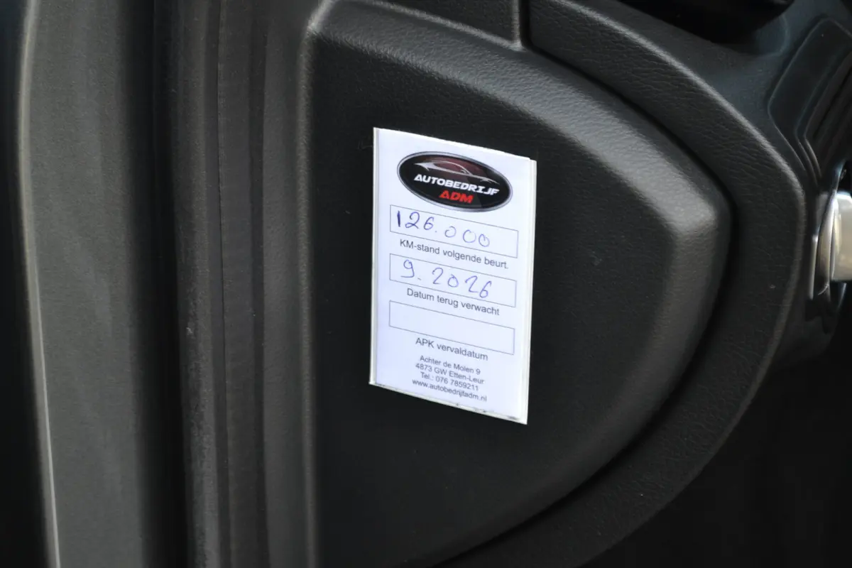 180 Ambition Navigatie | Led koplampen | Trekhaak af fabriek 1800kg | Nederlandse Auto!