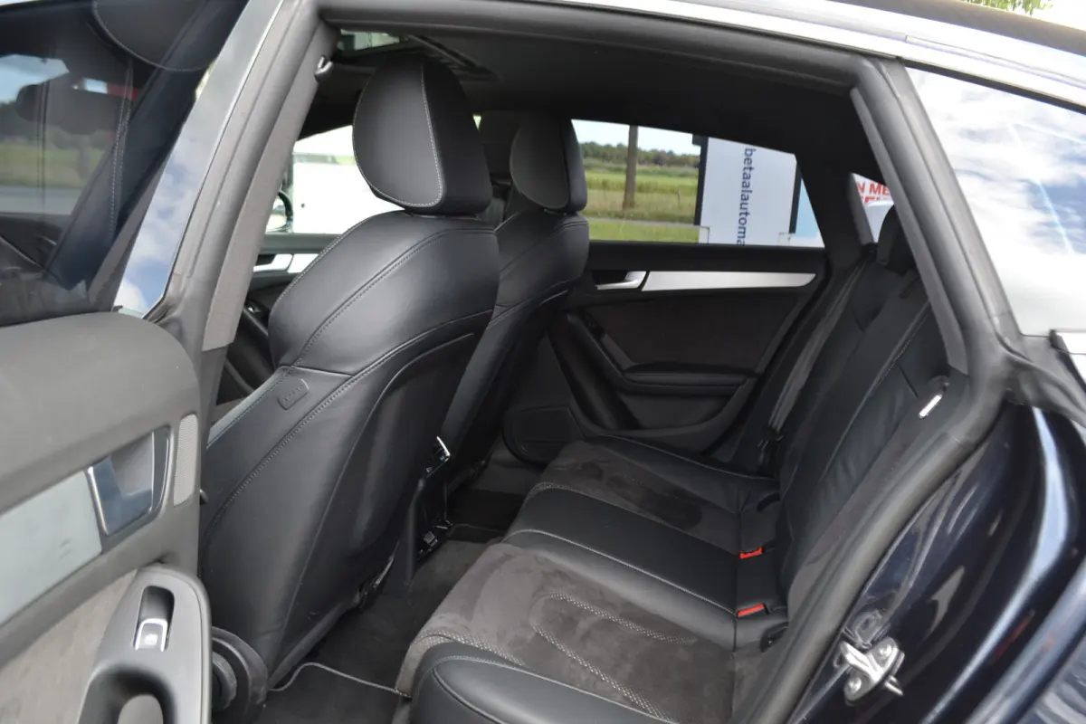 1.8 TFSI S-Line Autom. | Opendak | Sportstoelen | Leer/ Alcantara | Stoelverwarming | NL Auto!