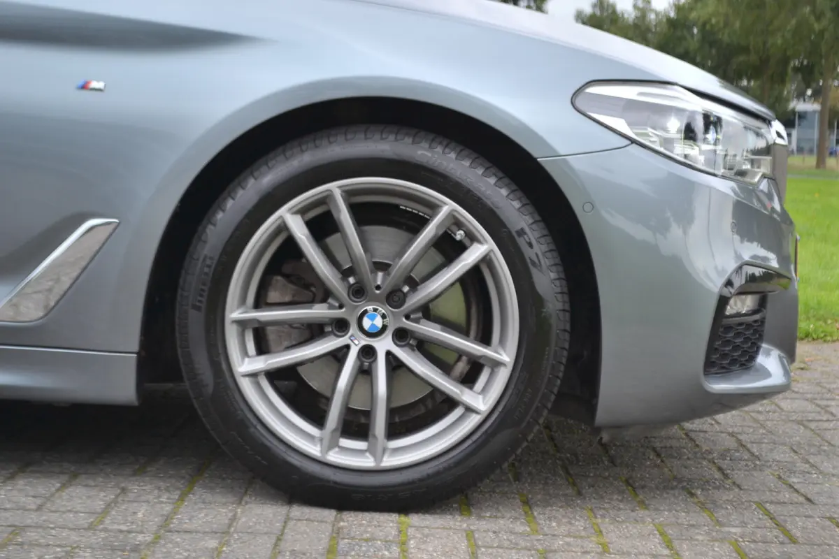 520i M Sportpakket | NL Auto | Stoelverst el geheug. | Stoelverw. | Trekhaak 2000kg |