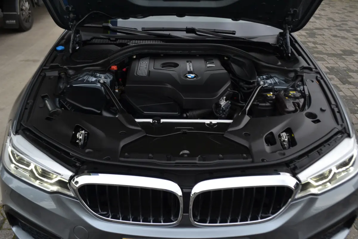 520i M Sportpakket | NL Auto | Stoelverst el geheug. | Stoelverw. | Trekhaak 2000kg |