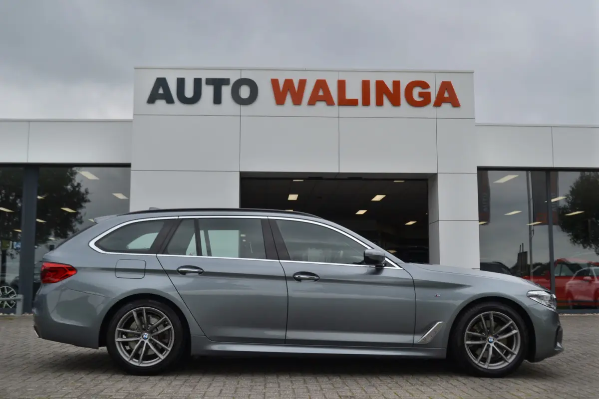 520i M Sportpakket | NL Auto | Stoelverst el geheug. | Stoelverw. | Trekhaak 2000kg |