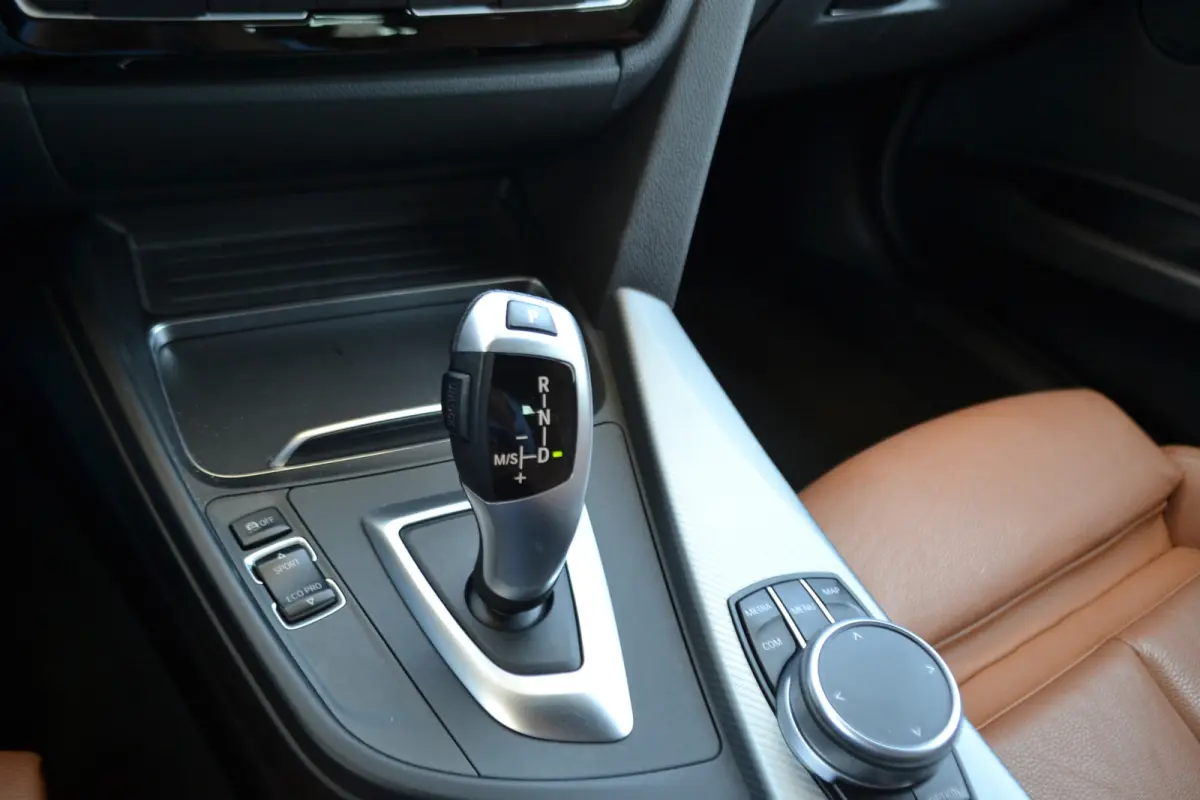 318i M Sport Leer | Navigatie | Trekhaak Afn. | onderhoud inzichtelijk.