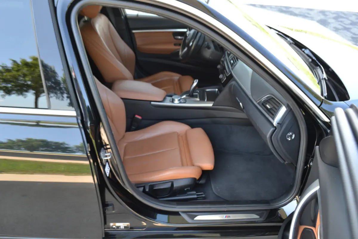 318i M Sport Leer | Navigatie | Trekhaak Afn. | onderhoud inzichtelijk.