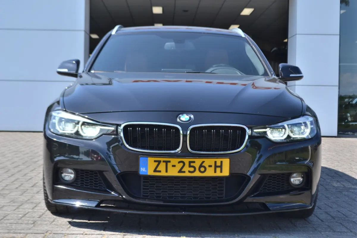 318i M Sport Leer | Navigatie | Trekhaak Afn. | onderhoud inzichtelijk.