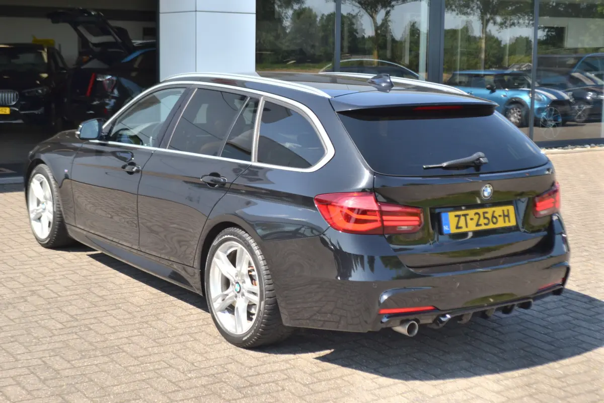 318i M Sport Leer | Navigatie | Trekhaak Afn. | onderhoud inzichtelijk.