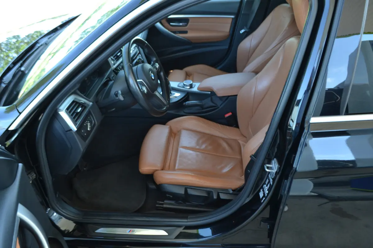 318i M Sport Leer | Navigatie | Trekhaak Afn. | onderhoud inzichtelijk.