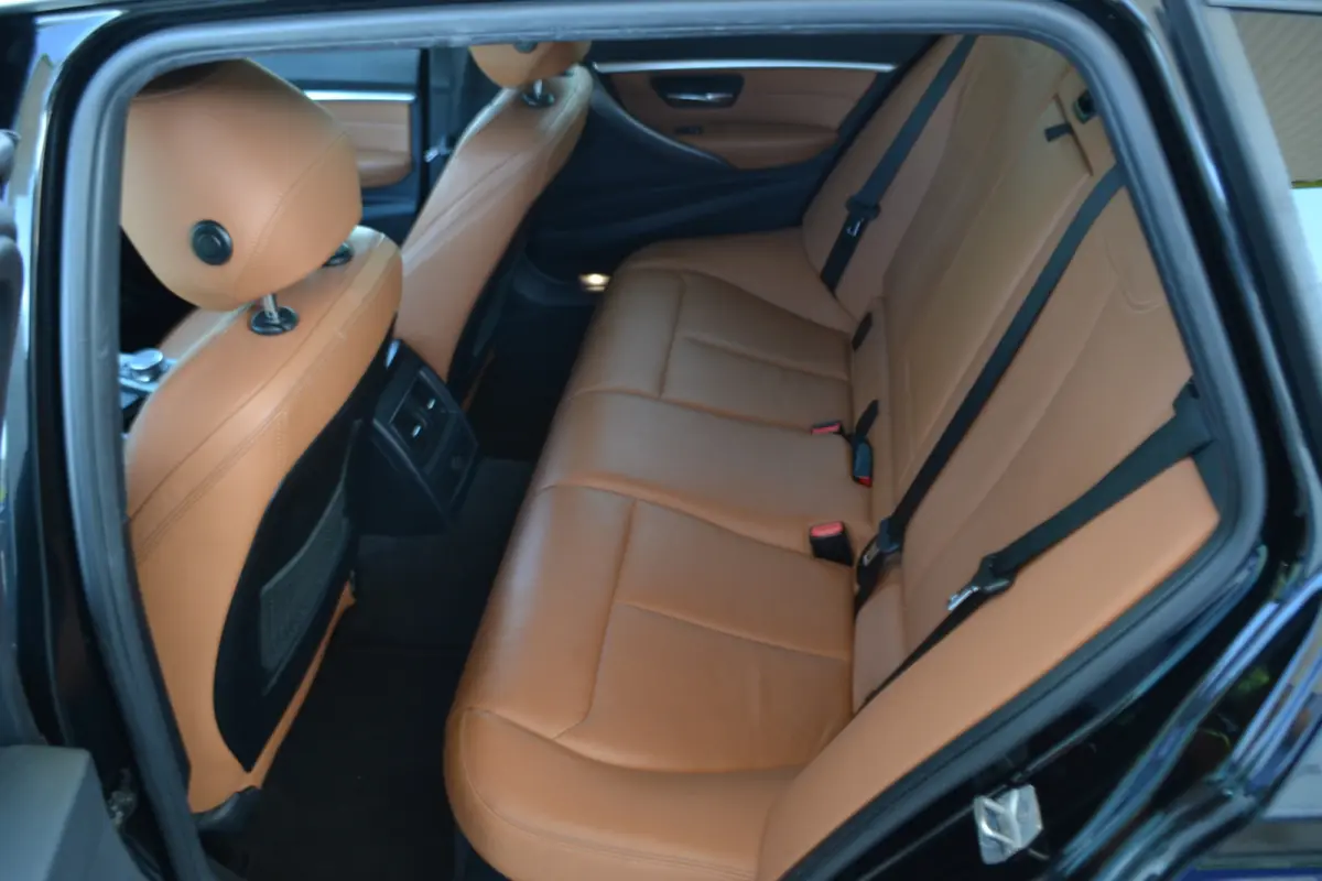 318i M Sport Leer | Navigatie | Trekhaak Afn. | onderhoud inzichtelijk.
