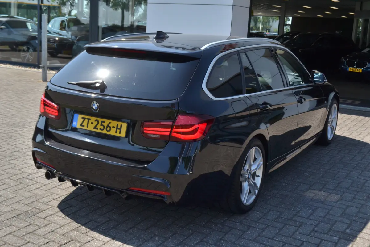 318i M Sport Leer | Navigatie | Trekhaak Afn. | onderhoud inzichtelijk.