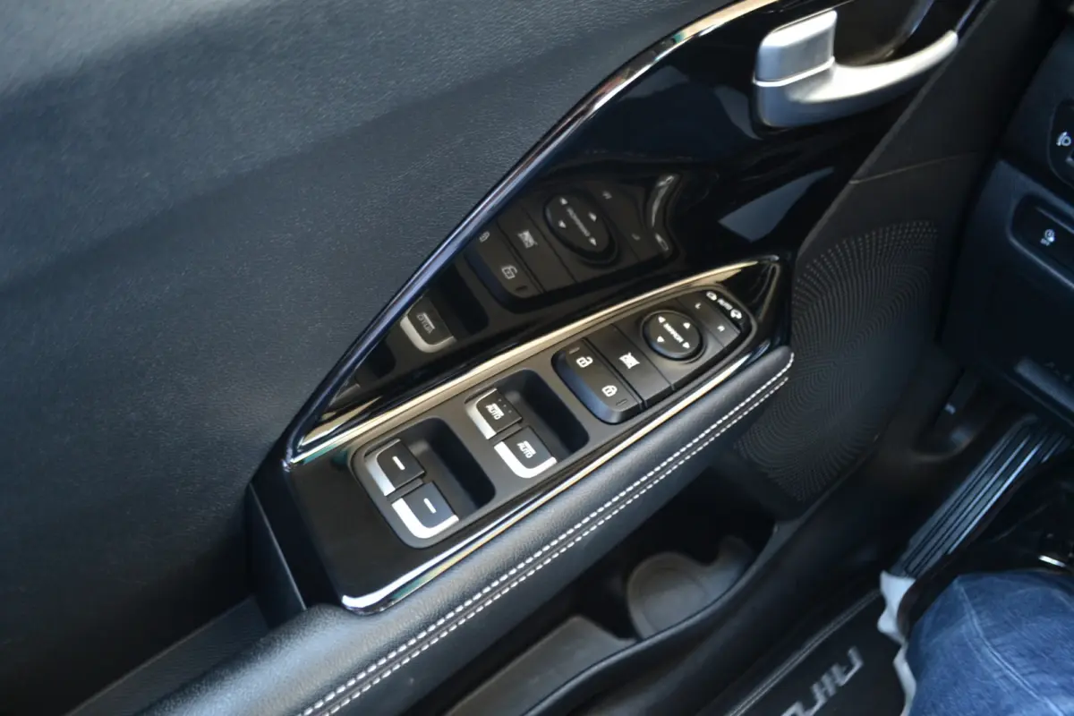 DynamicPlusLine 39 kWh Opendak | Stoel en stuurverwarming | Camera | Carplay |