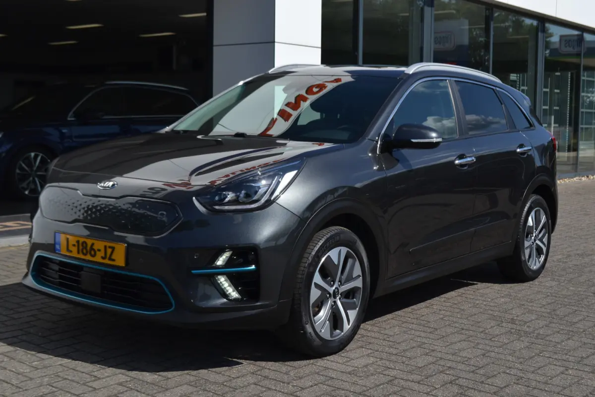 DynamicPlusLine 39 kWh Opendak | Stoel en stuurverwarming | Camera | Carplay |