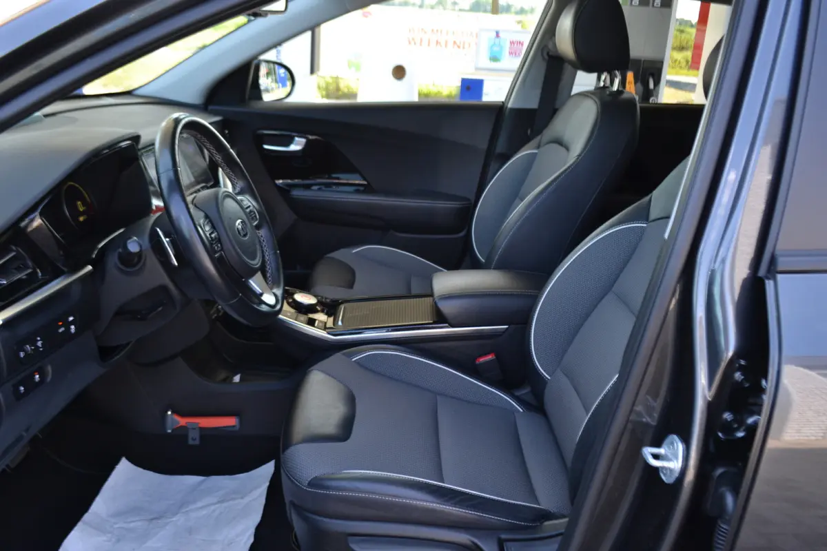 DynamicPlusLine 39 kWh Opendak | Stoel en stuurverwarming | Camera | Carplay |