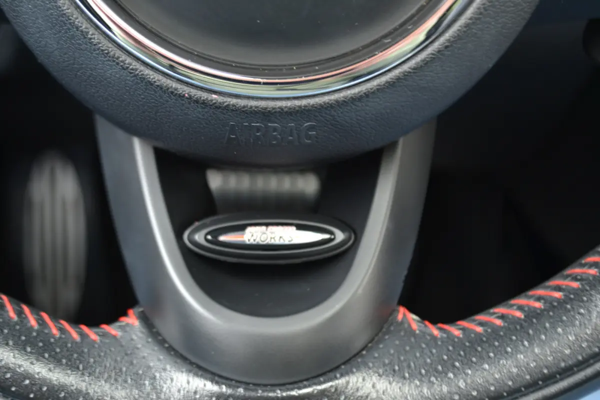 2.0 Cooper S JCW Chili | Panoramadak | Leer | Harman/Kardon | Achteruitrij camera | Head-up display | Stoelverwarming |