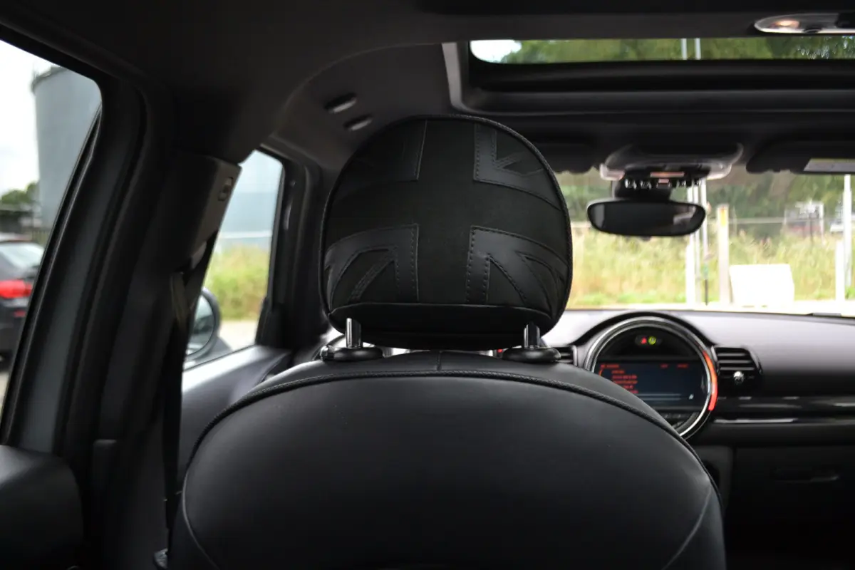 2.0 Cooper S JCW Chili | Panoramadak | Leer | Harman/Kardon | Achteruitrij camera | Head-up display | Stoelverwarming |