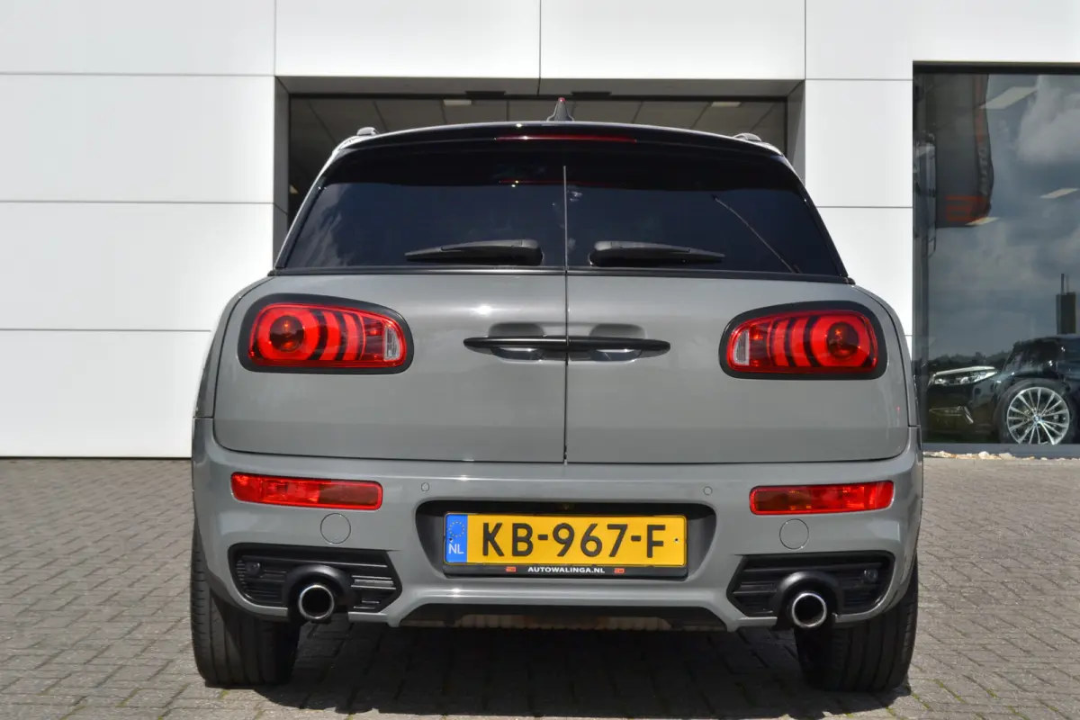 2.0 Cooper S JCW Chili | Panoramadak | Leer | Harman/Kardon | Achteruitrij camera | Head-up display | Stoelverwarming |
