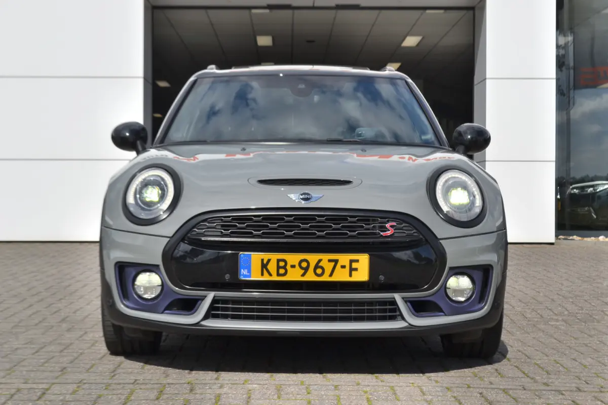 2.0 Cooper S JCW Chili | Panoramadak | Leer | Harman/Kardon | Achteruitrij camera | Head-up display | Stoelverwarming |