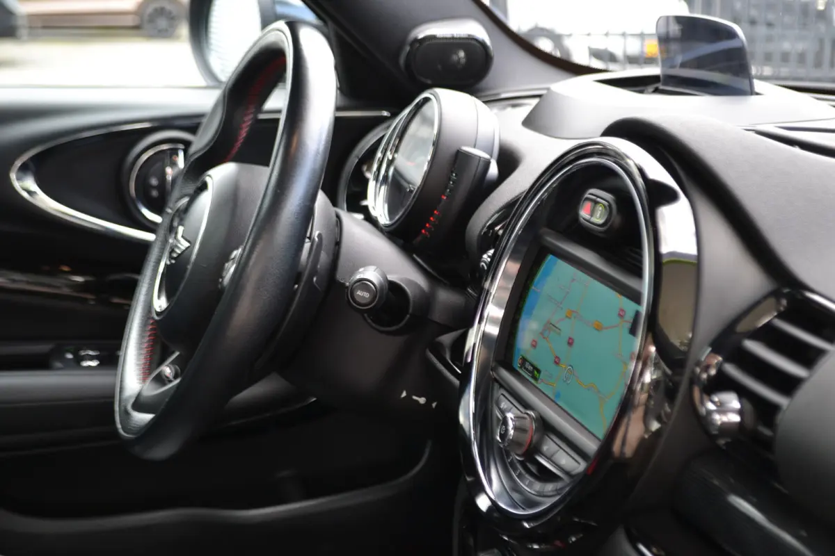 2.0 Cooper S JCW Chili | Panoramadak | Leer | Harman/Kardon | Achteruitrij camera | Head-up display | Stoelverwarming |