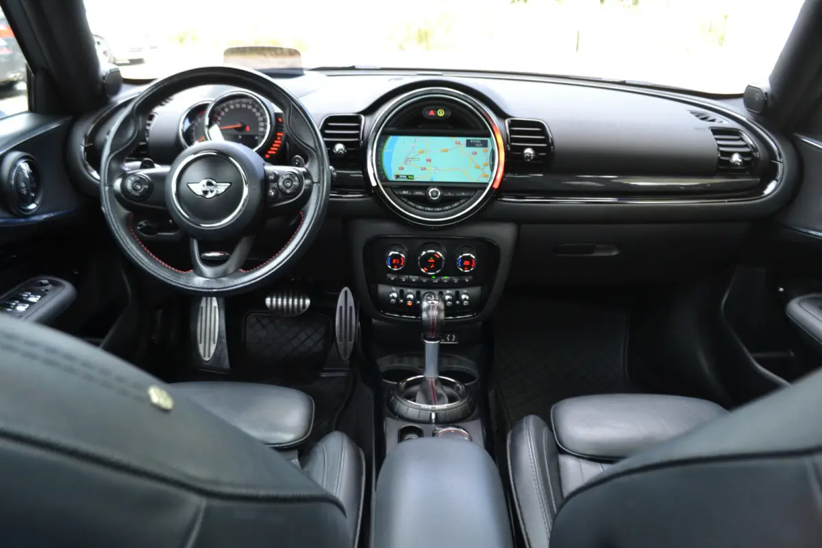 2.0 Cooper S JCW Chili | Panoramadak | Leer | Harman/Kardon | Achteruitrij camera | Head-up display | Stoelverwarming |