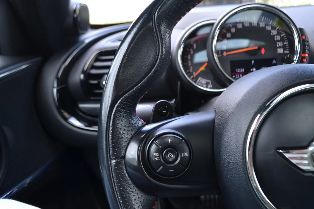 2.0 Cooper S JCW Chili | Panoramadak | Leer | Harman/Kardon | Achteruitrij camera | Head-up display | Stoelverwarming |