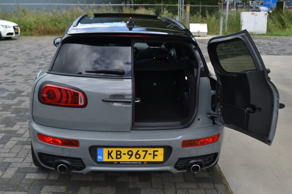 2.0 Cooper S JCW Chili | Panoramadak | Leer | Harman/Kardon | Achteruitrij camera | Head-up display | Stoelverwarming |