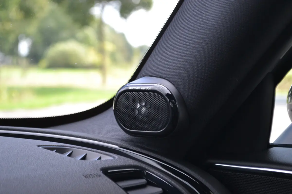 2.0 Cooper S JCW Chili | Panoramadak | Leer | Harman/Kardon | Achteruitrij camera | Head-up display | Stoelverwarming |