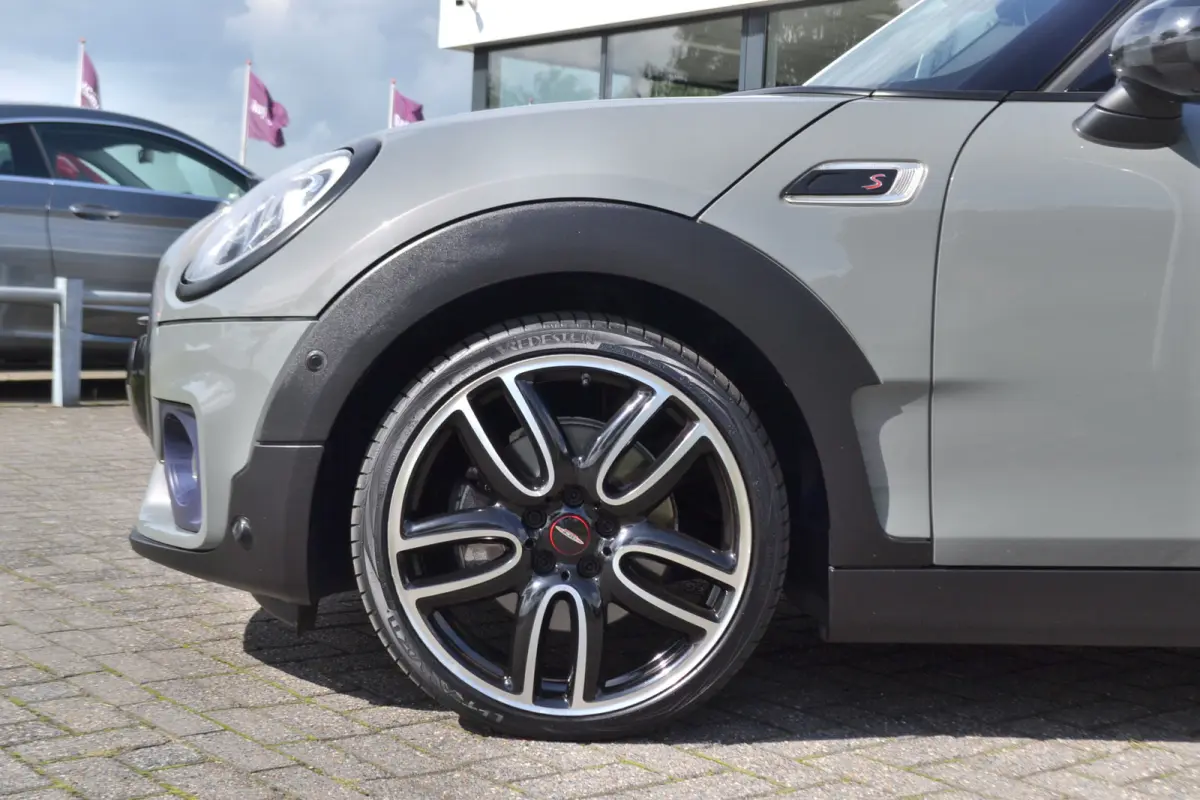 2.0 Cooper S JCW Chili | Panoramadak | Leer | Harman/Kardon | Achteruitrij camera | Head-up display | Stoelverwarming |