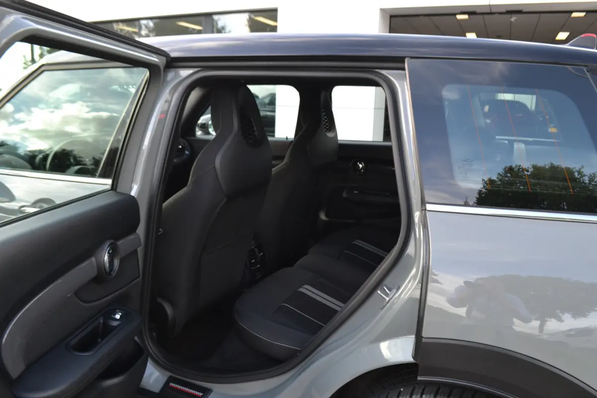 2.0 Cooper S ALL4 JOHN COOPER WORKS AUTOMAAT NL Auto! Carplay | Navigatie |