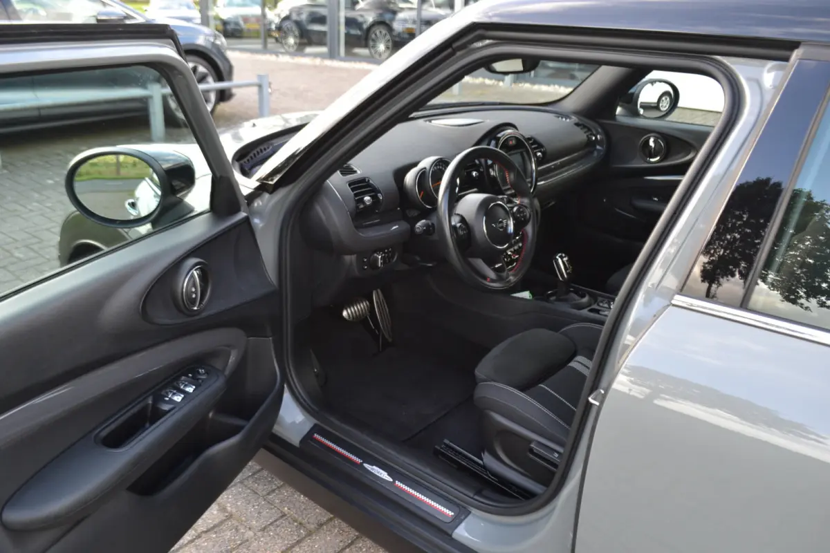 2.0 Cooper S ALL4 JOHN COOPER WORKS AUTOMAAT NL Auto! Carplay | Navigatie |