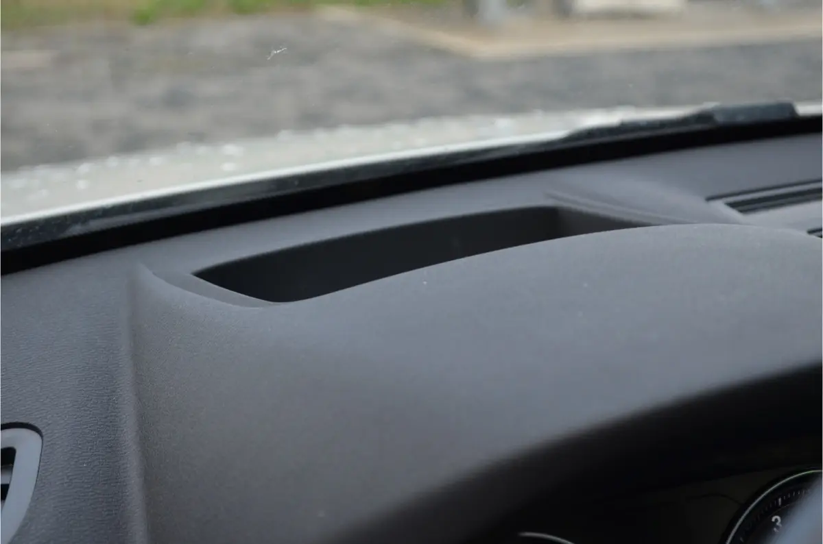 sDrive20i 180pk Automaat | Panoramdak | Carplay | Head Up | Achteruitrij camera |Stoelverwarming | Dealer Metallic Lak