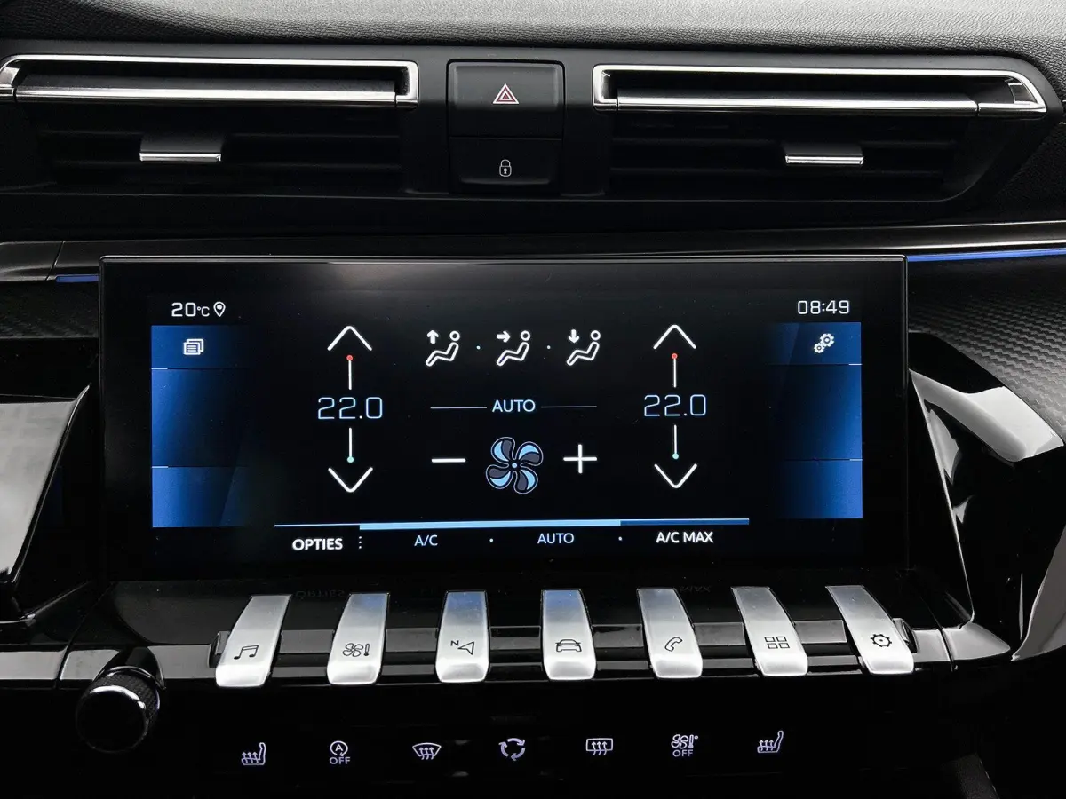 1.5 BlueHDi 130 S&S EAT8 GT | Apple Carplay / Android Auto | Achteruitrijcamera | Parkeersensoren | Panoramadak | Trekhaak |