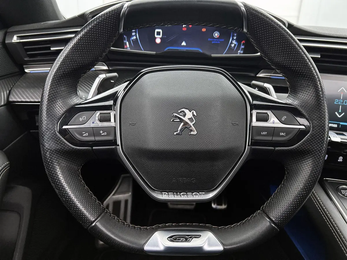 1.5 BlueHDi 130 S&S EAT8 GT | Apple Carplay / Android Auto | Achteruitrijcamera | Parkeersensoren | Panoramadak | Trekhaak |