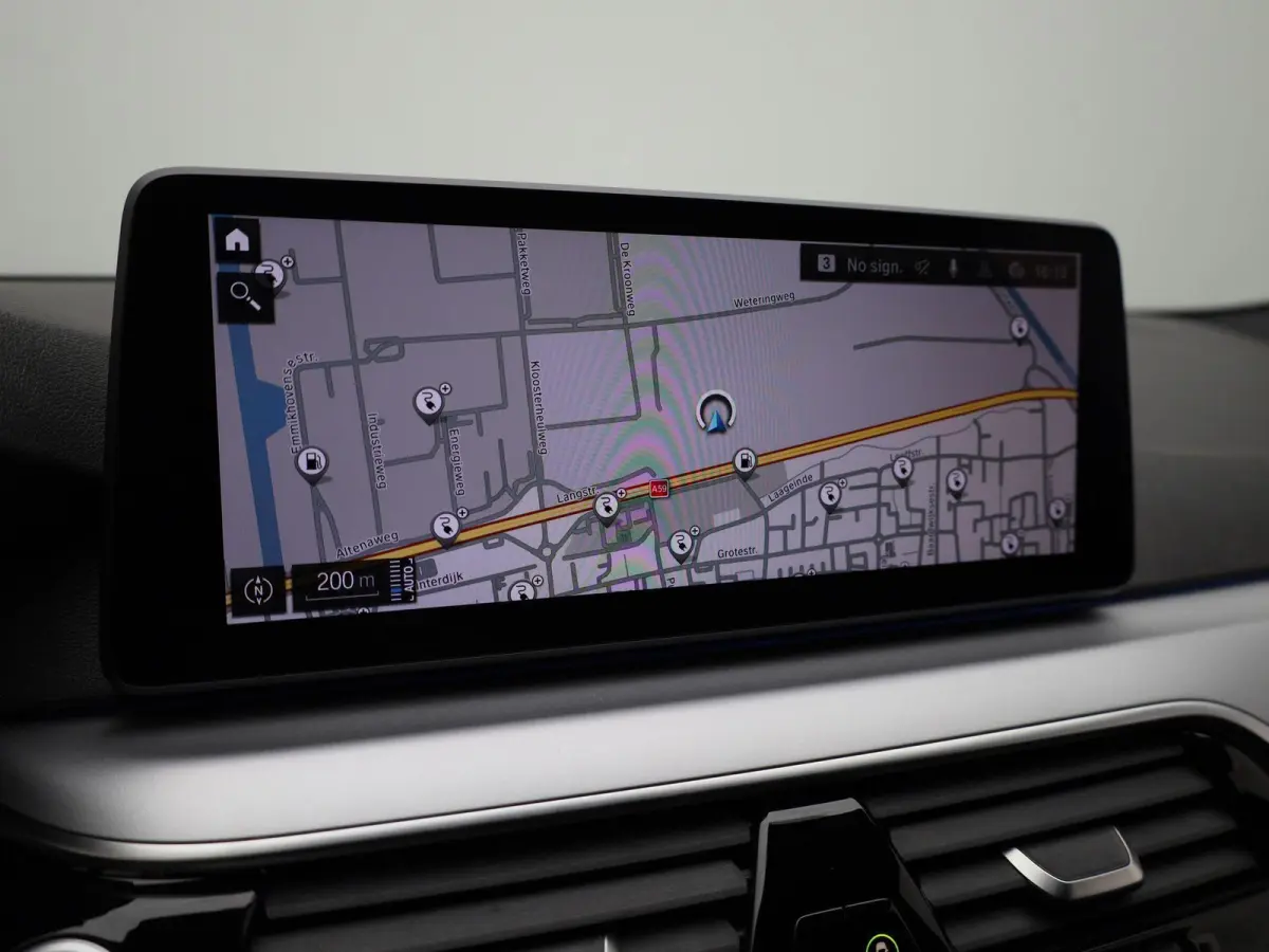 530e 215kW xDrive Auto | Apple Carplay / Android Auto | Panoramadak | Sfeerverlichting | Harman / Kardon | Achteruitrijcamera | Trekhaak |