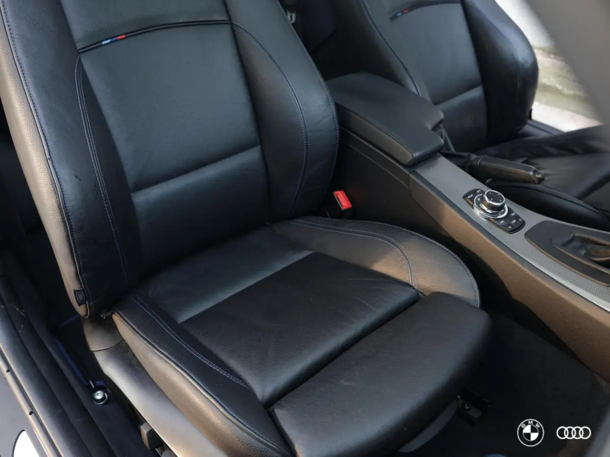 325i M SPORT / NL AUTO/ SCHUIFDAK / MEMORY / HIFI / 18"/ 6 CIL.