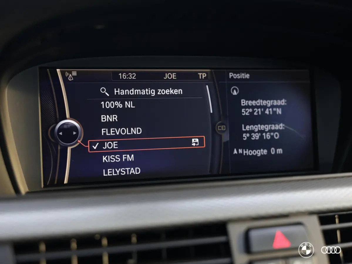 325i M SPORT / NL AUTO/ SCHUIFDAK / MEMORY / HIFI / 18"/ 6 CIL.
