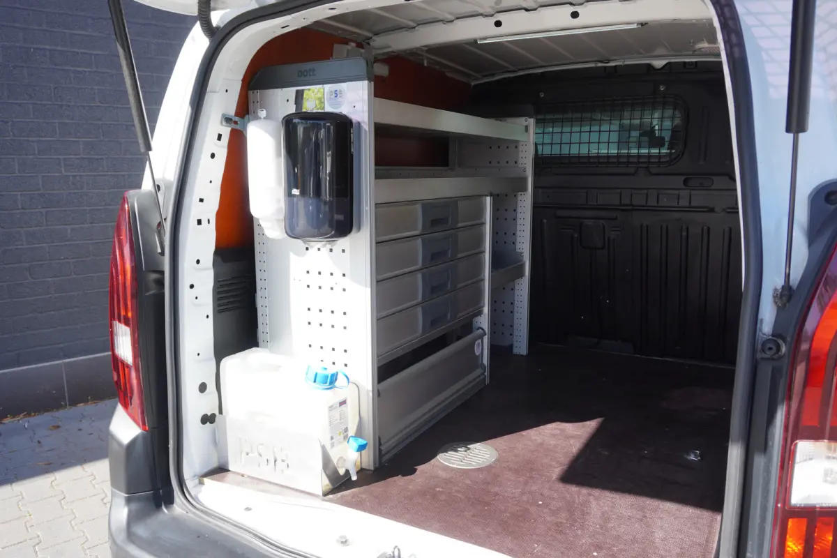 1.5 BlueHDI 130PK Automaat EURO 6 - Airco - Cruise - Carplay - €9.950,- Excl.