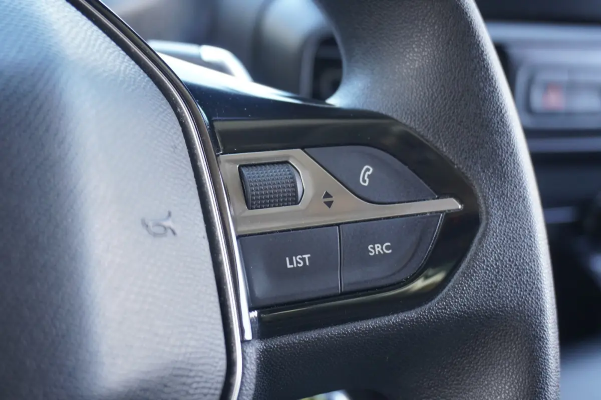 1.5 BlueHDI 130PK Automaat EURO 6 - Airco - Cruise - Carplay - €9.950,- Excl.