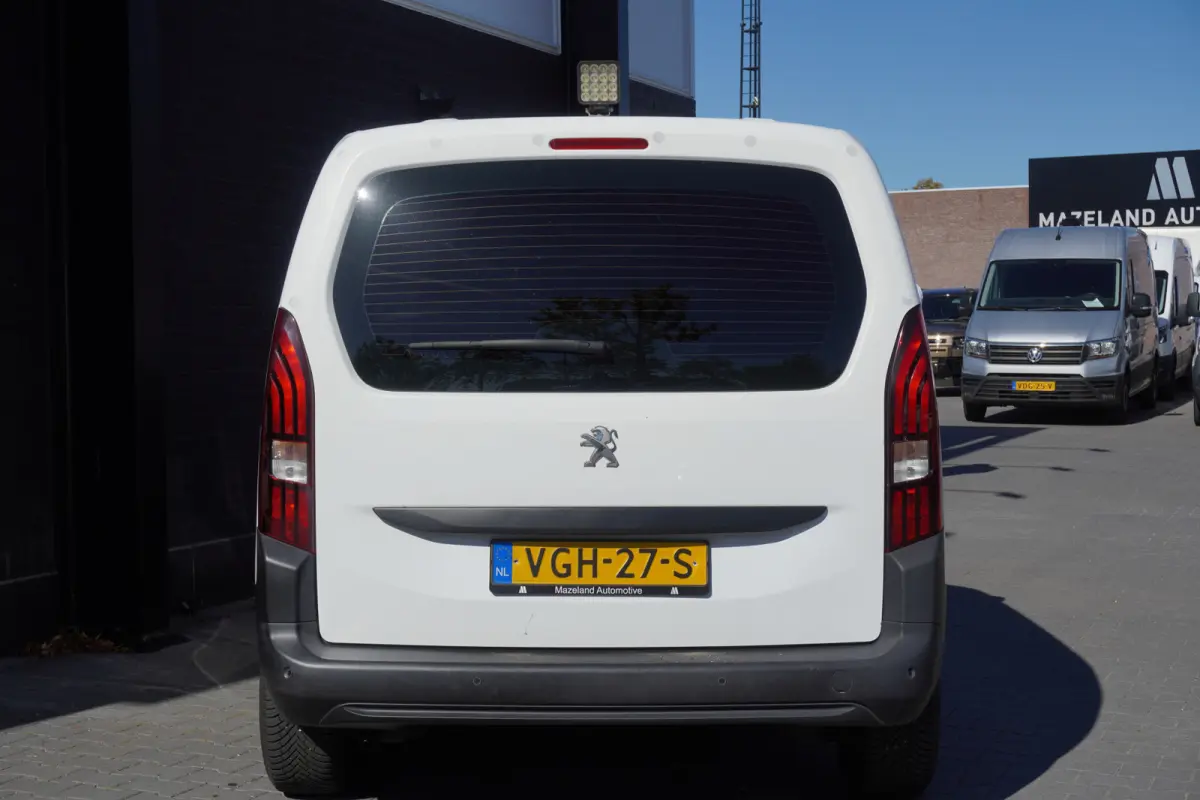 1.5 BlueHDI 130PK Automaat EURO 6 - Airco - Cruise - Carplay - €9.950,- Excl.