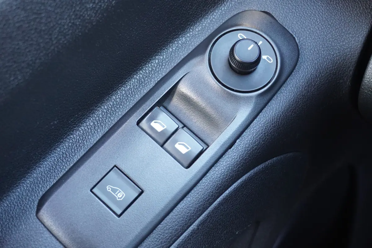 1.5 BlueHDI 130PK Automaat EURO 6 - Airco - Cruise - Carplay - €9.950,- Excl.