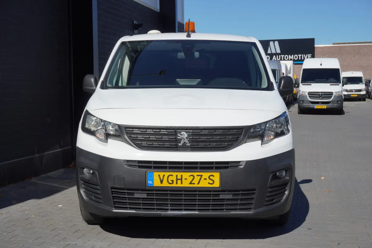 1.5 BlueHDI 130PK Automaat EURO 6 - Airco - Cruise - Carplay - €9.950,- Excl.