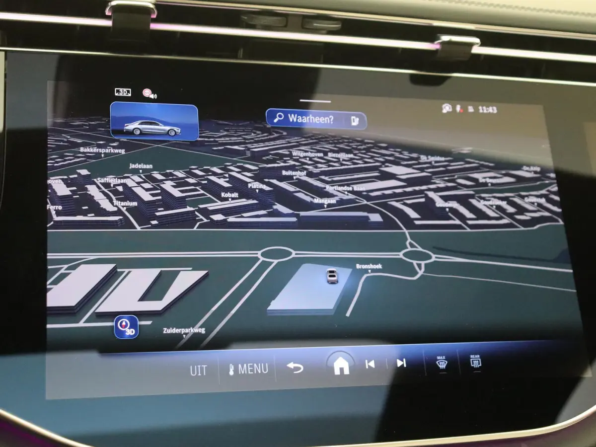 300 e AMG Line / Panoramadak/ SUPERSCREEN/ 20 inch/ Rijassistentiepakket