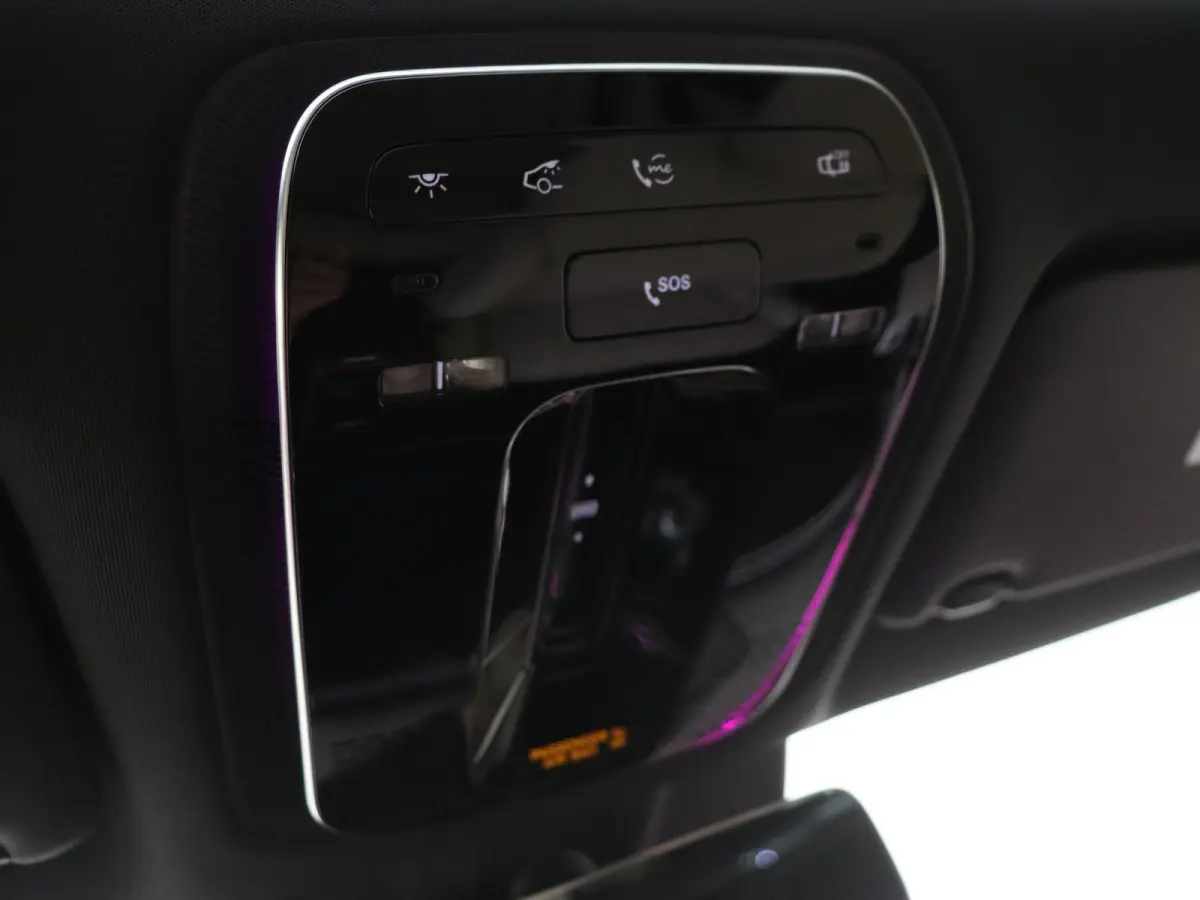 300 e AMG Line / Panoramadak/ SUPERSCREEN/ 20 inch/ Rijassistentiepakket
