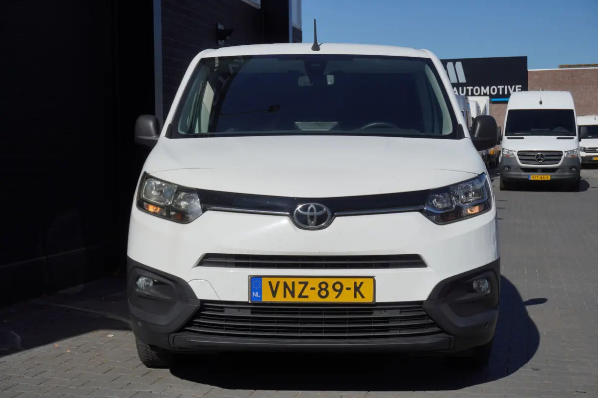 1.5 D-4D EURO 6 - Airco - Cruise - PDC - €12.950,- Excl.