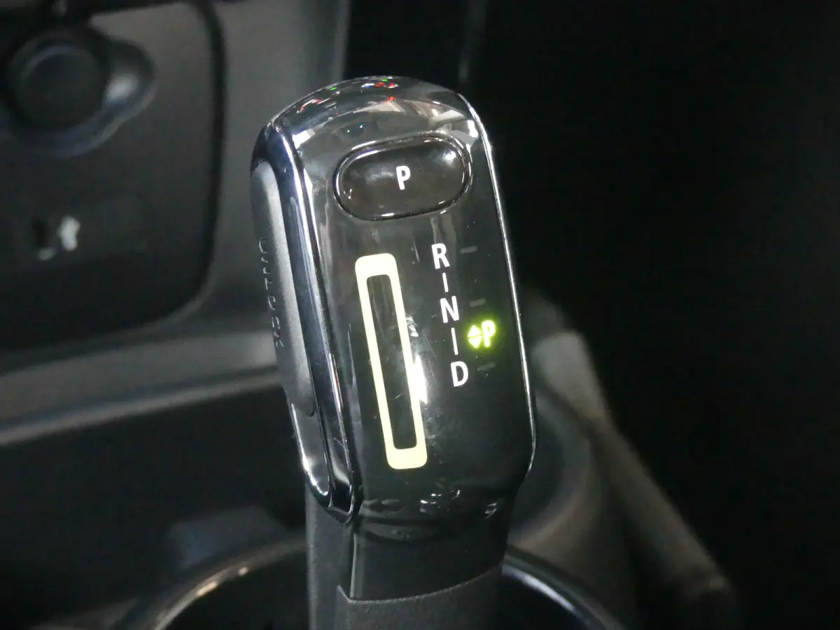 Yours 33 kWh | SOH 96% | STOELVERWARMING | PARKEERSENSOREN | NAVI | APPLE CARPLAY / ANDROID AUTO | CRUISE | AIRCO | LMV 17" |