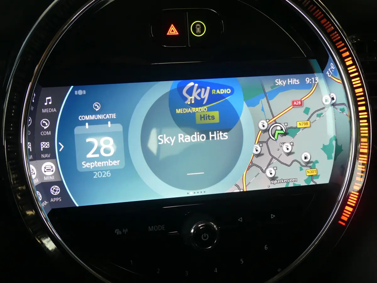 Yours 33 kWh | SOH 96% | STOELVERWARMING | PARKEERSENSOREN | NAVI | APPLE CARPLAY / ANDROID AUTO | CRUISE | AIRCO | LMV 17" |