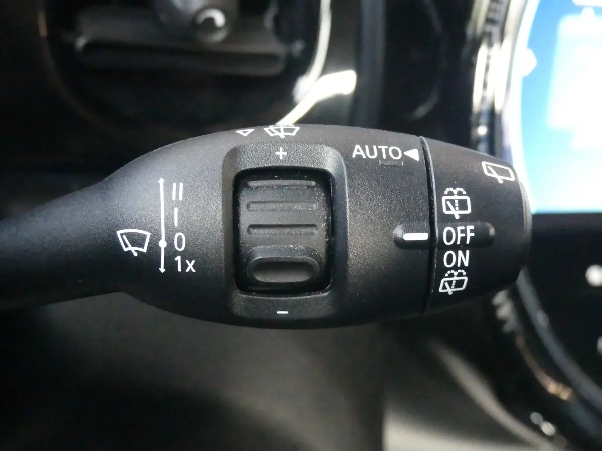 Yours 33 kWh | SOH 96% | STOELVERWARMING | PARKEERSENSOREN | NAVI | APPLE CARPLAY / ANDROID AUTO | CRUISE | AIRCO | LMV 17" |