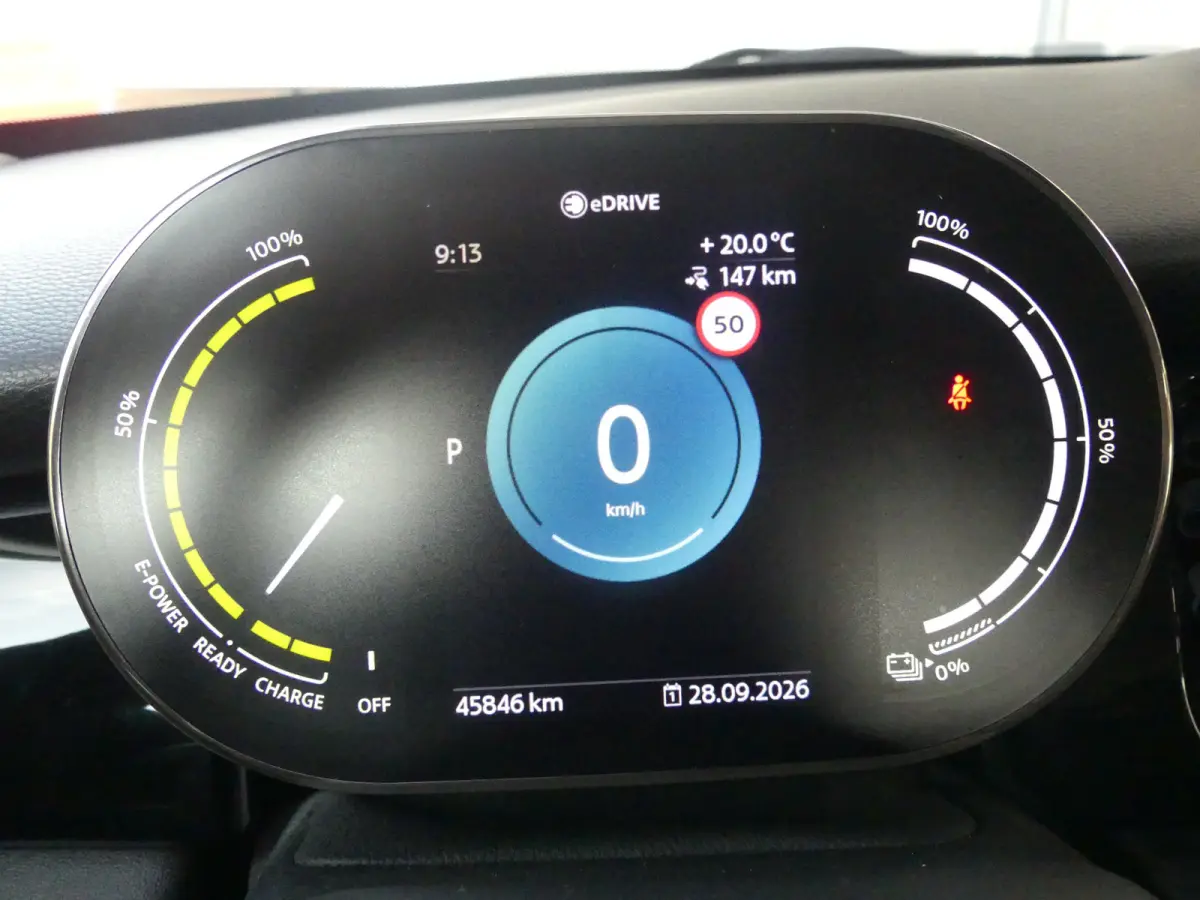 Yours 33 kWh | SOH 96% | STOELVERWARMING | PARKEERSENSOREN | NAVI | APPLE CARPLAY / ANDROID AUTO | CRUISE | AIRCO | LMV 17" |