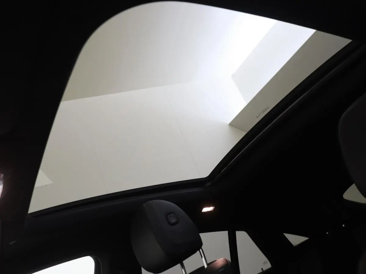 350 e 4MATIC Premium Plus AMG Line /Panoramadak /360 Camera
