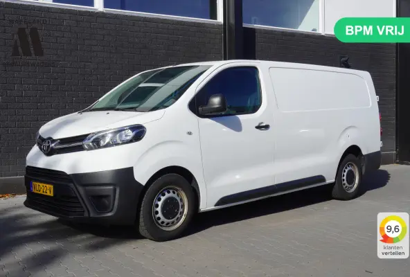 2.0 D-4D L3 122PK EURO 6 - Airco - Cruise - Trekhaak - €15.900,- Excl.
