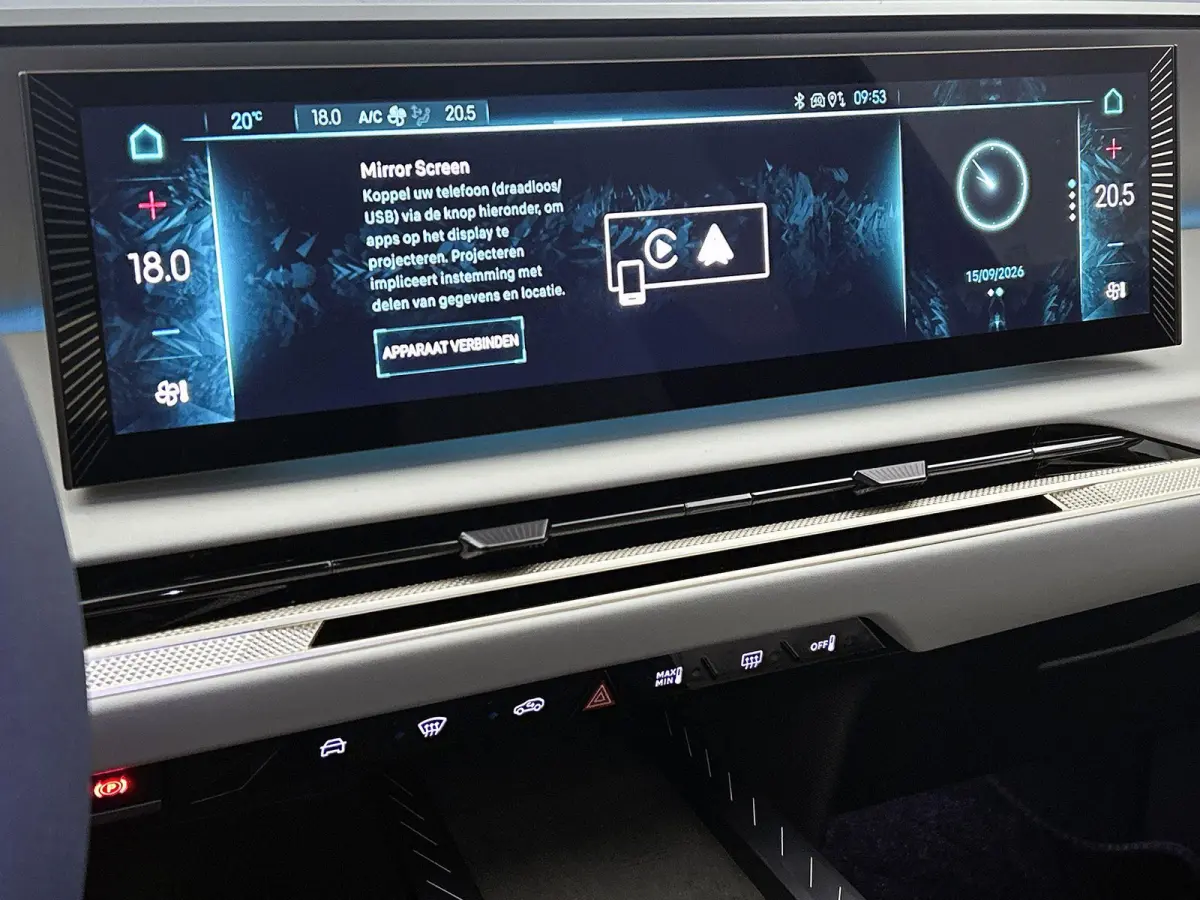 Long Range Pallas Comfort Tech 97 kWh | Panoramadak | Stoelverwarming voor+achter | Apple Carplay/Android Auto | Navigatie
