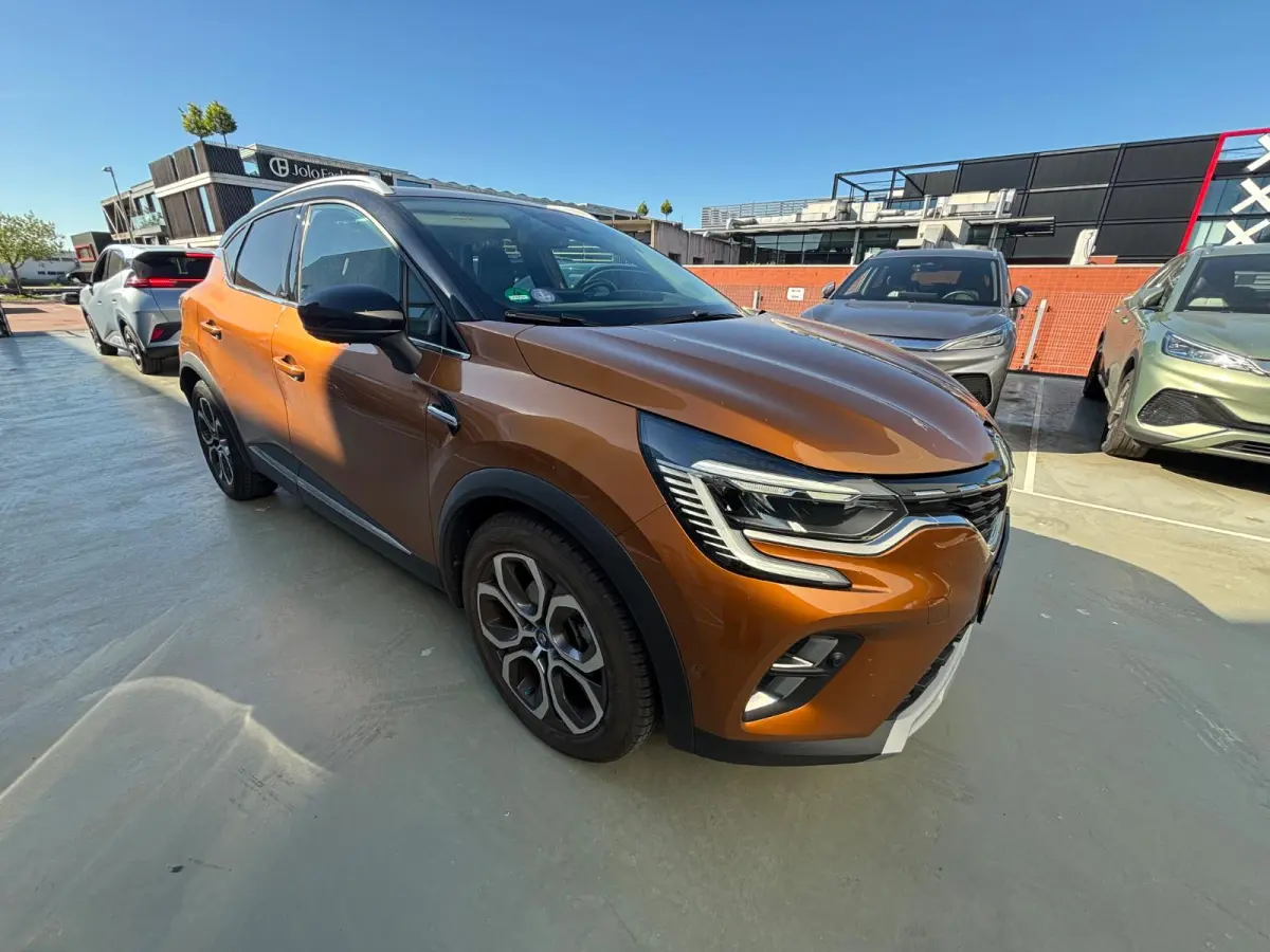 E-Tech Plug-in Hybrid 160 Edition One | BOSE Audio | Groot Navi | Trekhaak |